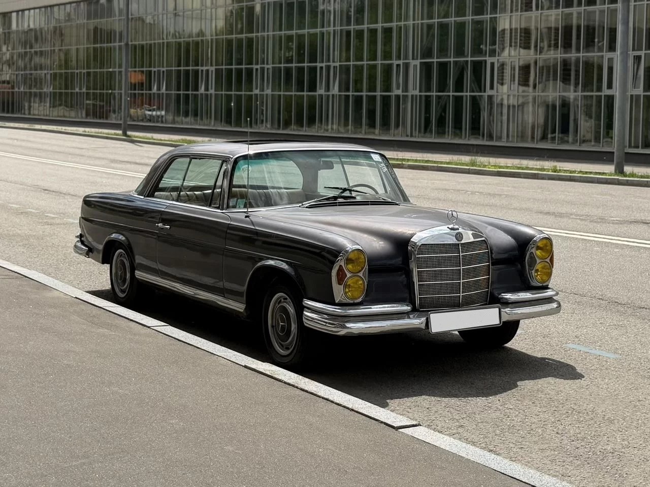 Mercedes-Benz W111 — фото 2